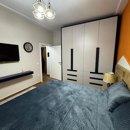 Ami Blloku Apartament Tirana Bagian luar foto