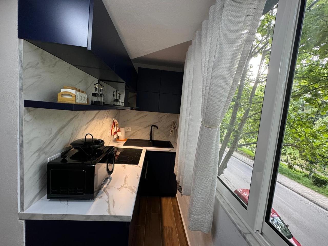 Ami Blloku Apartament Tirana Bagian luar foto